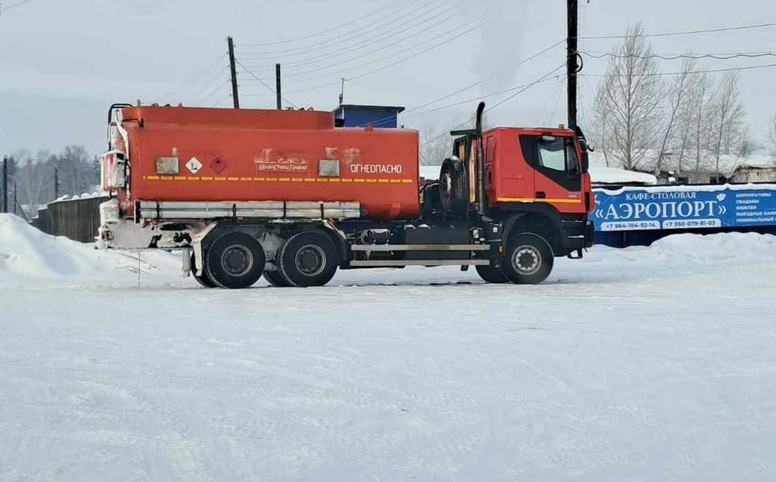 Зимник 2022, Усть-Кут, Якутия (Саха), перевозка дизельного топлива, ГСМ
